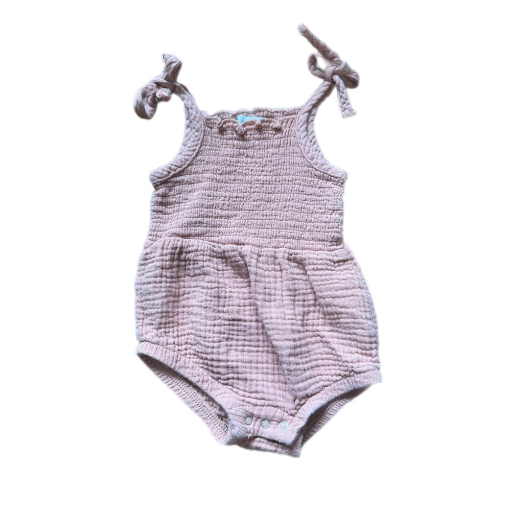 Grayson‎ Mini Romper Baby 0-3M Nude Excellent Smocked Gauze Tie Strap Bubble